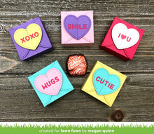 Load image into Gallery viewer, heart treat box