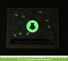 Load image into Gallery viewer, glow-in-the-dark embossing powder